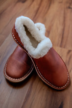Load image into Gallery viewer, Tan Leather & Sheep Wool Slipper